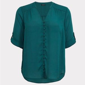 EMERALD BUTTON FRONT GEORGETTE BLOUSE